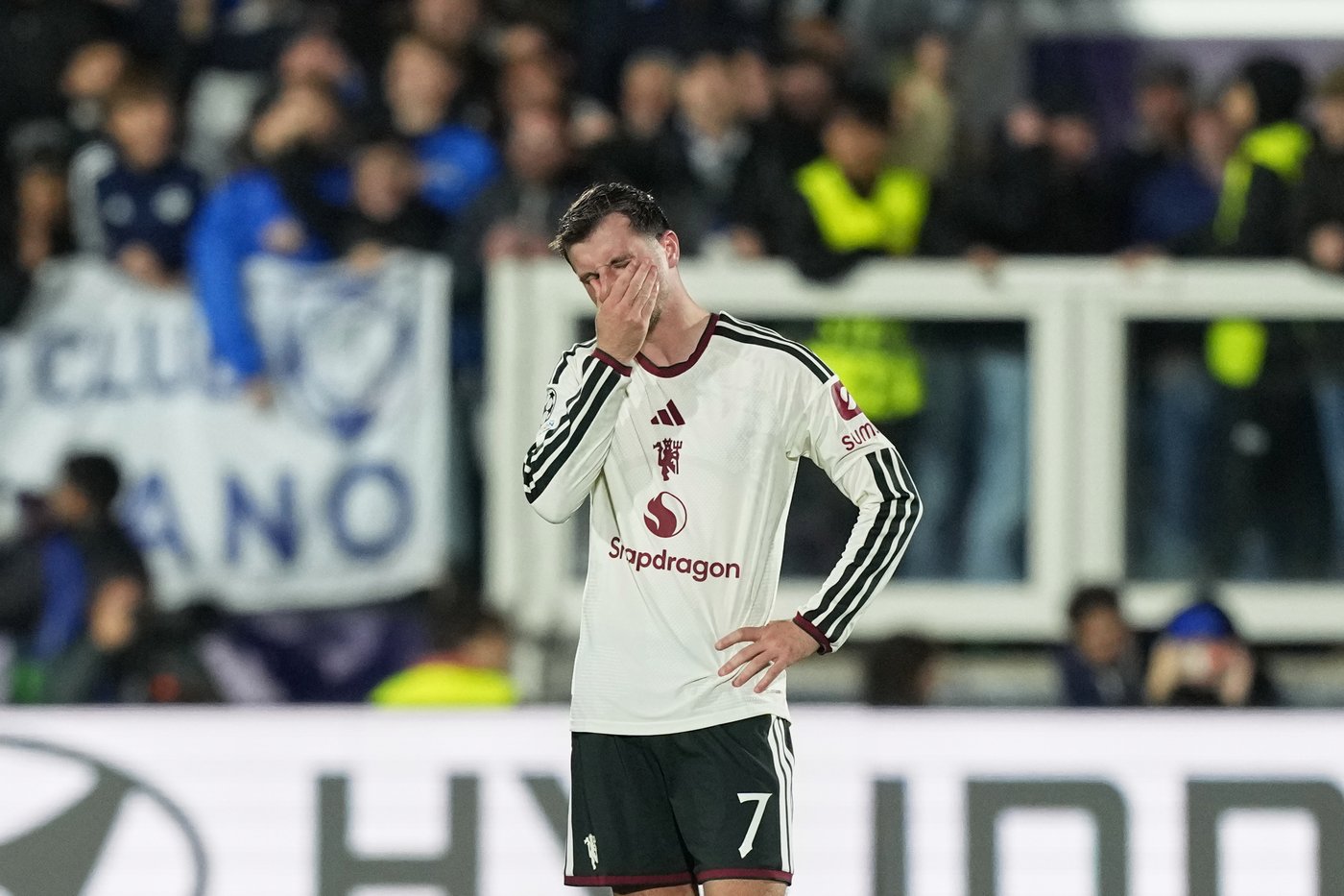 Man United coach Carrick apologizes for 'unacceptable' Champions League loss to Como | iNFOnews.ca Man United coach Carrick apologizes for 'unacceptable' Champions League loss to Como | iNFOnews.ca