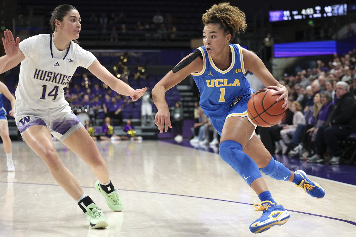 Lauren Betts has 23 points in No. 1 UCLA's 73-62 win over Washington | iNFOnews.ca