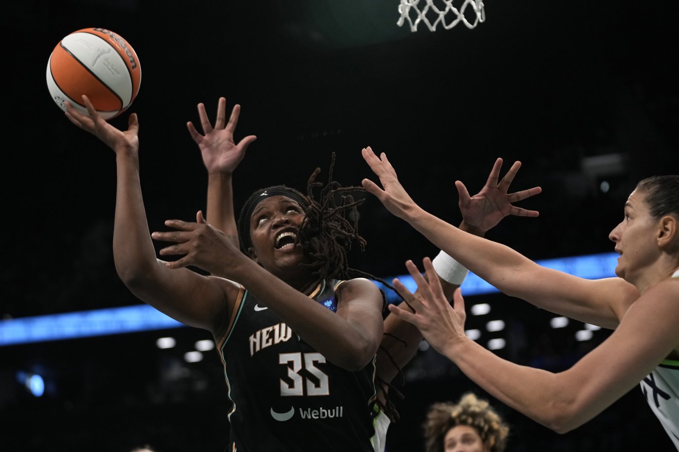 Breanna Stewart helps New York even WNBA Finals series as Liberty beat Lynx 80-66 in Game 2 | iNFOnews.ca Breanna Stewart helps New York even WNBA Finals series as Liberty beat Lynx 80-66 in Game 2 | iNFOnews.ca