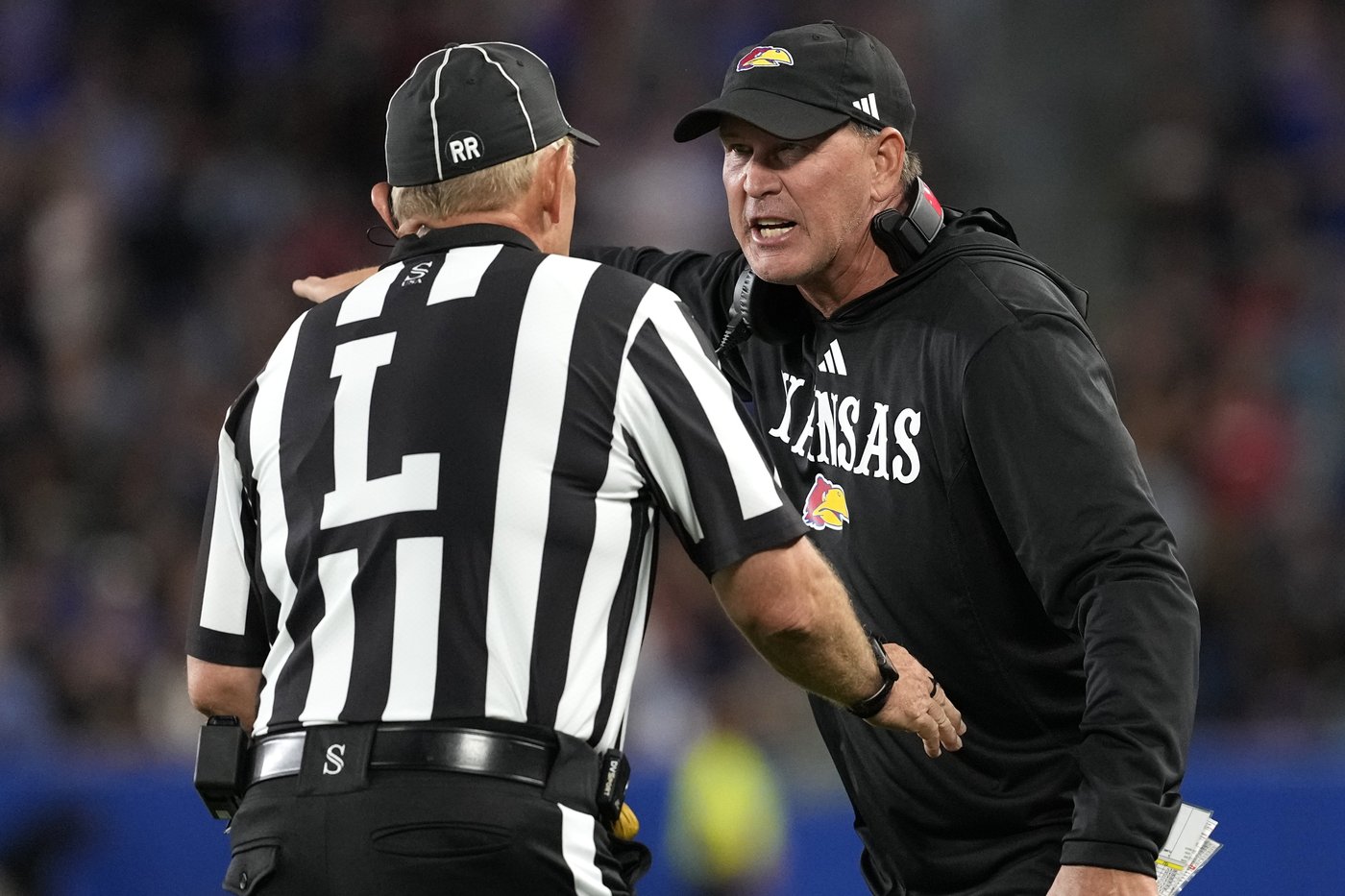 West Virginia and Kansas meet in Big 12 opener hoping to turn things around after 1-2 starts | iNFOnews.ca West Virginia and Kansas meet in Big 12 opener hoping to turn things around after 1-2 starts | iNFOnews.ca