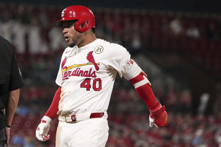 Cardinals place first baseman Willson Contreras on the 10-day IL with a shoulder strain | iNFOnews.ca