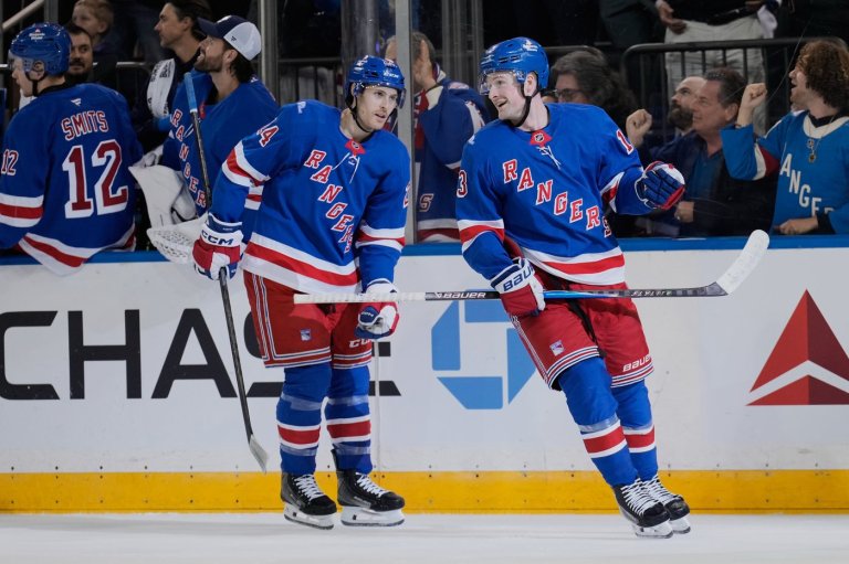 Alexis Lafreniere scores twice as Rangers beat Lightning 4-1 | iNFOnews.ca