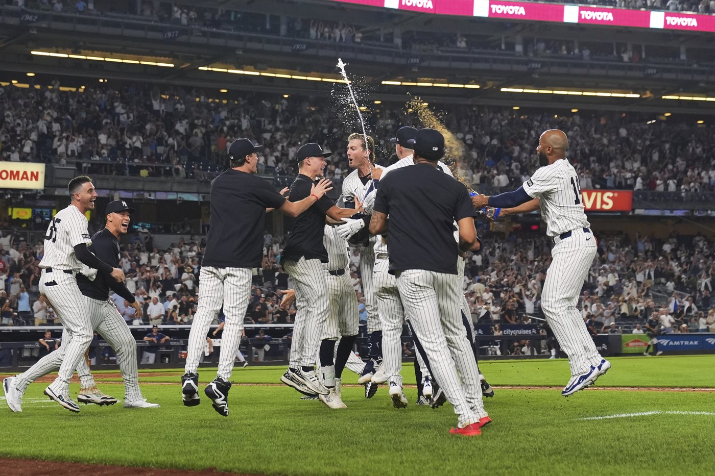 Yankees tie it 3 times in late innings before finally beating Rays 5-4 in 11 | iNFOnews.ca Yankees tie it 3 times in late innings before finally beating Rays 5-4 in 11 | iNFOnews.ca