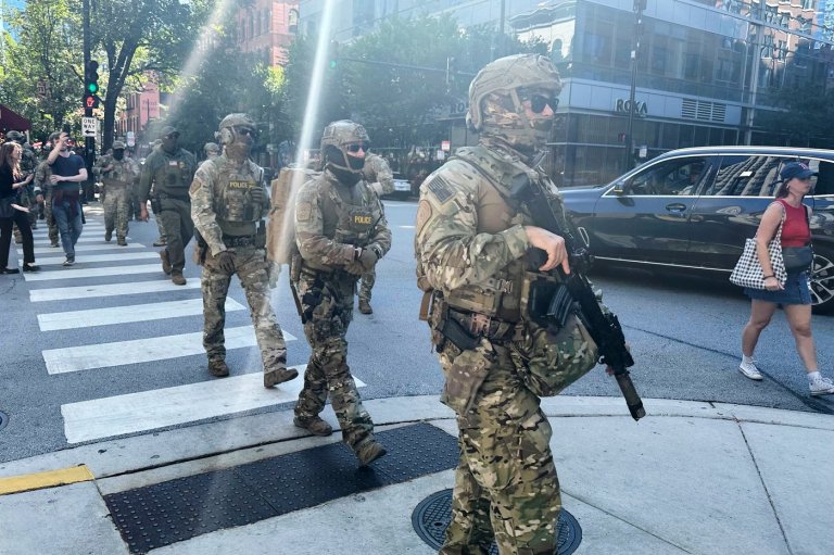 Things to know about federal law enforcement activity in Chicago, Portland, Memphis | iNFOnews.ca
