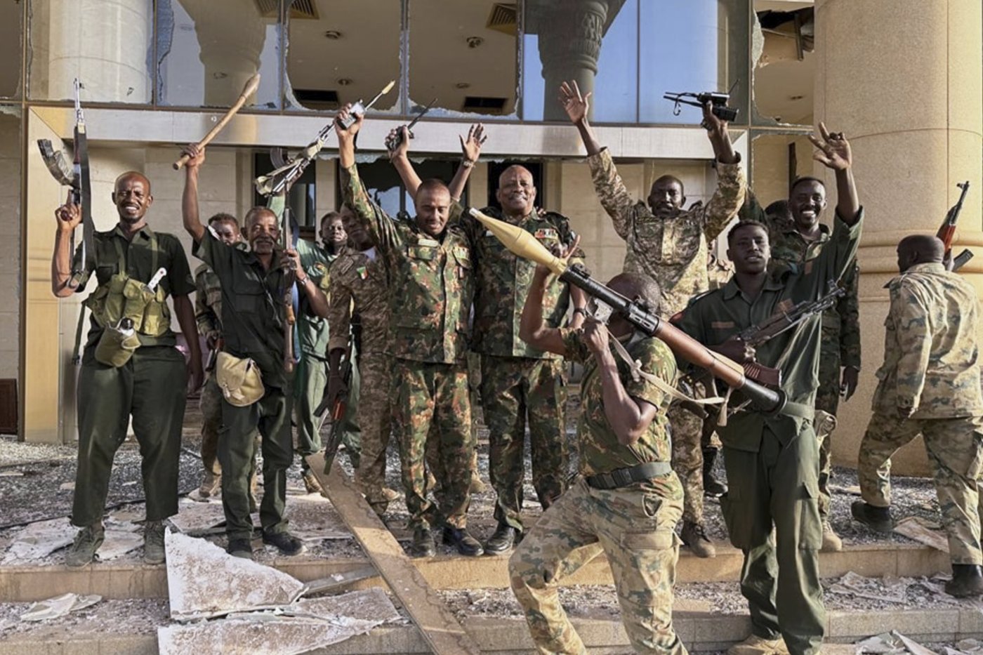 Sudan's military says it has retaken Khartoum's Republican Palace, seat of country's government | iNFOnews.ca Sudan's military says it has retaken Khartoum's Republican Palace, seat of country's government | iNFOnews.ca