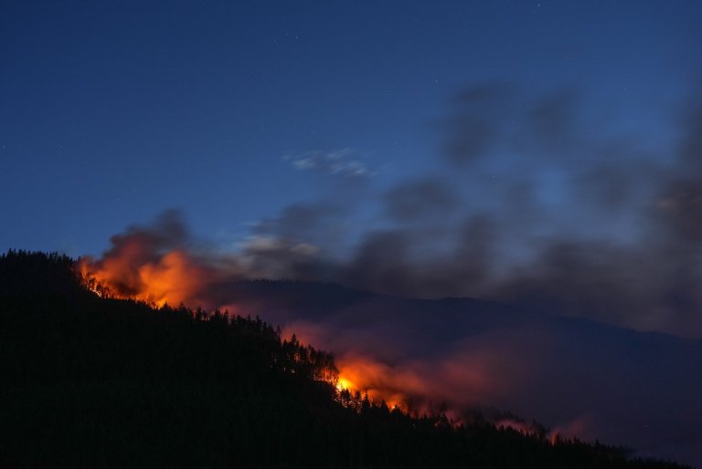 Crews battling B.C. wildfires get weather break with cooler temps and lighter winds | iNFOnews.ca