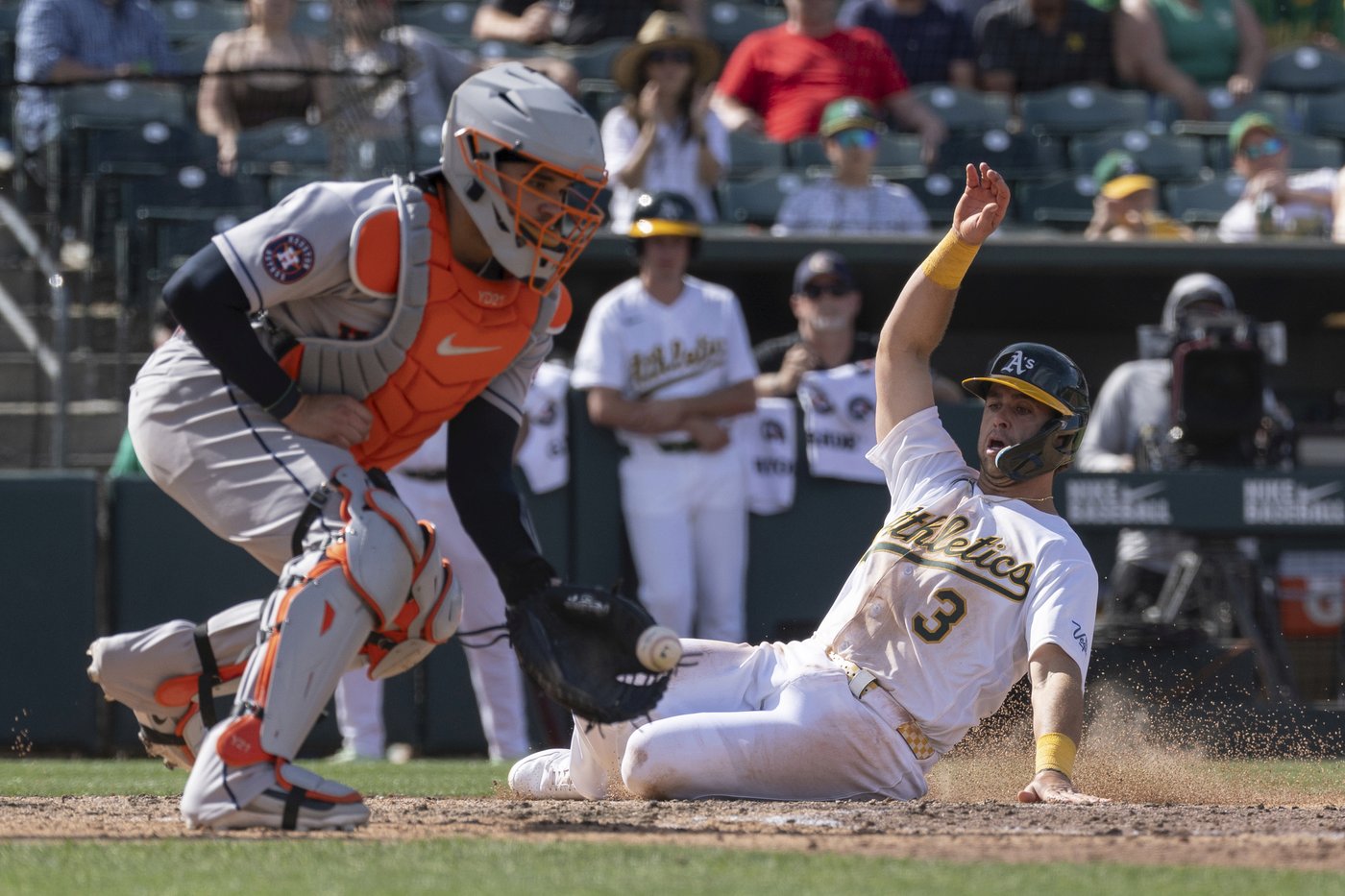 Brent Rooker caps huge game with walk-off homer in 10th to give A's a 12-10 win over Astros | iNFOnews.ca