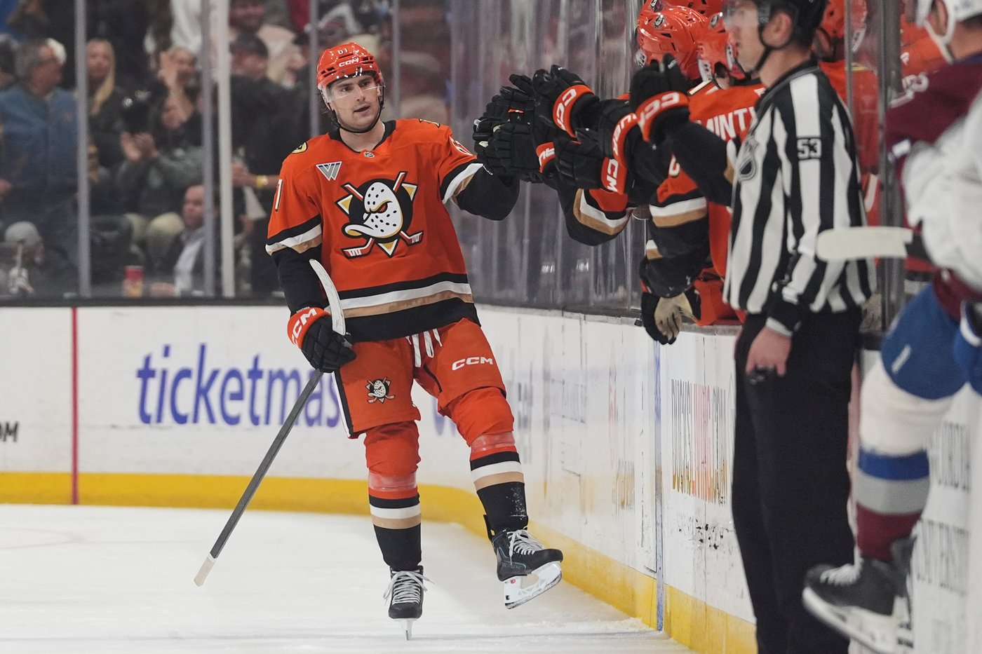 Cale Makar, Parker Kelly lead Avalanche past Ducks 5-1 for a SoCal sweep | iNFOnews.ca