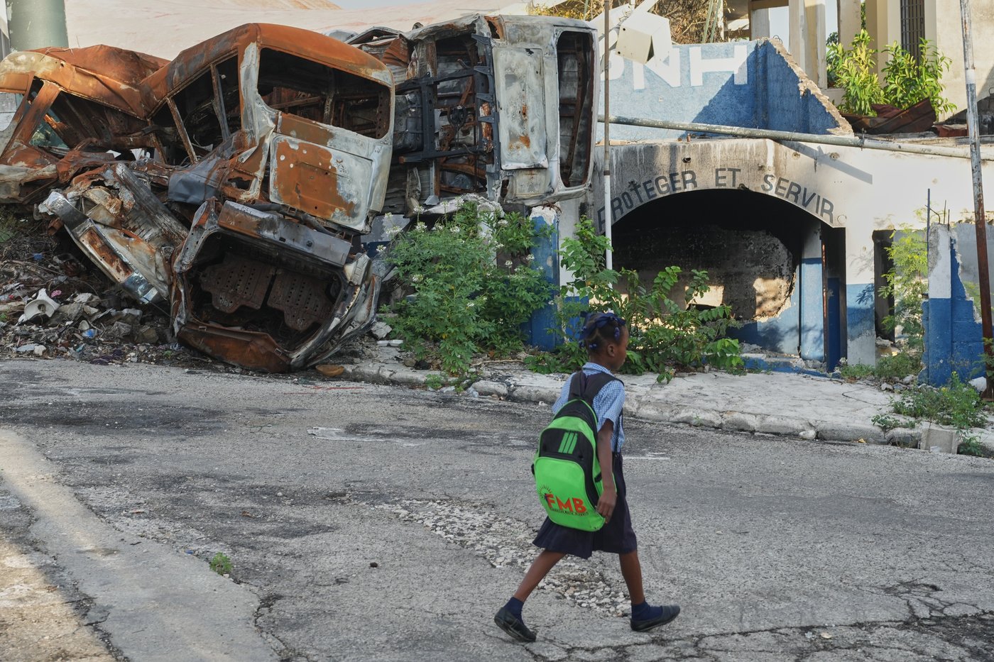 Glimmers of life appear after Haiti retakes control of a key area from powerful gangs | iNFOnews.ca