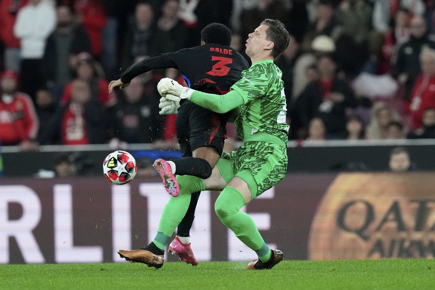 Barcelona sticks with Szczesny in goal for Champions League match against Atalanta | iNFOnews.ca