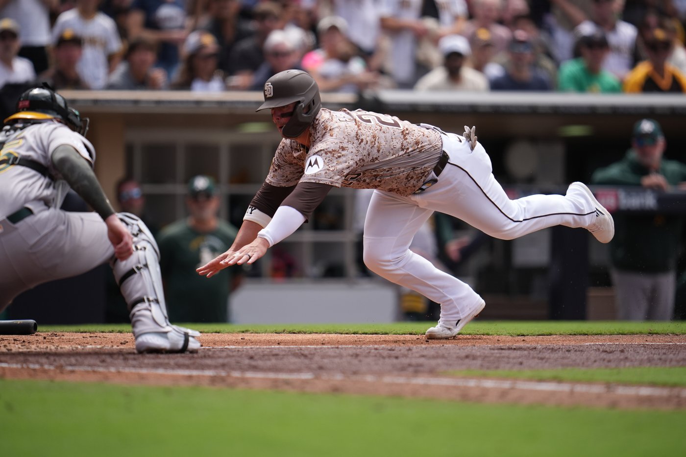 Cortes homers, Kurtz reaches base for 47th straight game as A's beat Padres 5-2 | iNFOnews.ca
