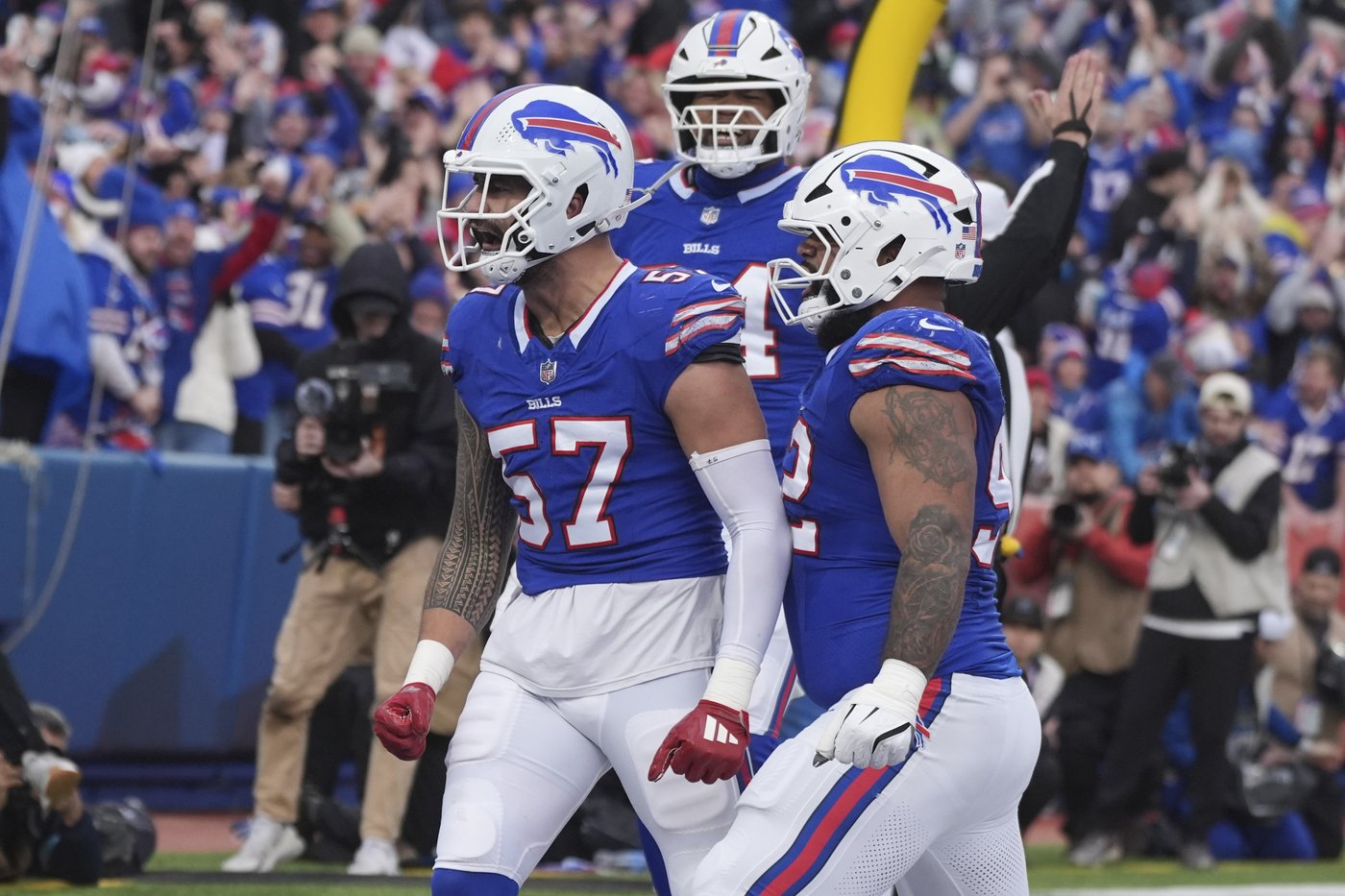 Bills clinch the AFC's No. 2 seed with a 40-14 rout of the undisciplined Jets | iNFOnews.ca Bills clinch the AFC's No. 2 seed with a 40-14 rout of the undisciplined Jets | iNFOnews.ca