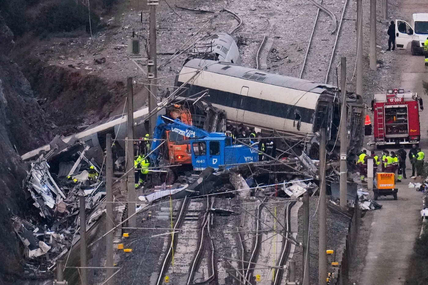La Liga to hold a minute of silence before games for victims of train crashes | iNFOnews.ca La Liga to hold a minute of silence before games for victims of train crashes | iNFOnews.ca