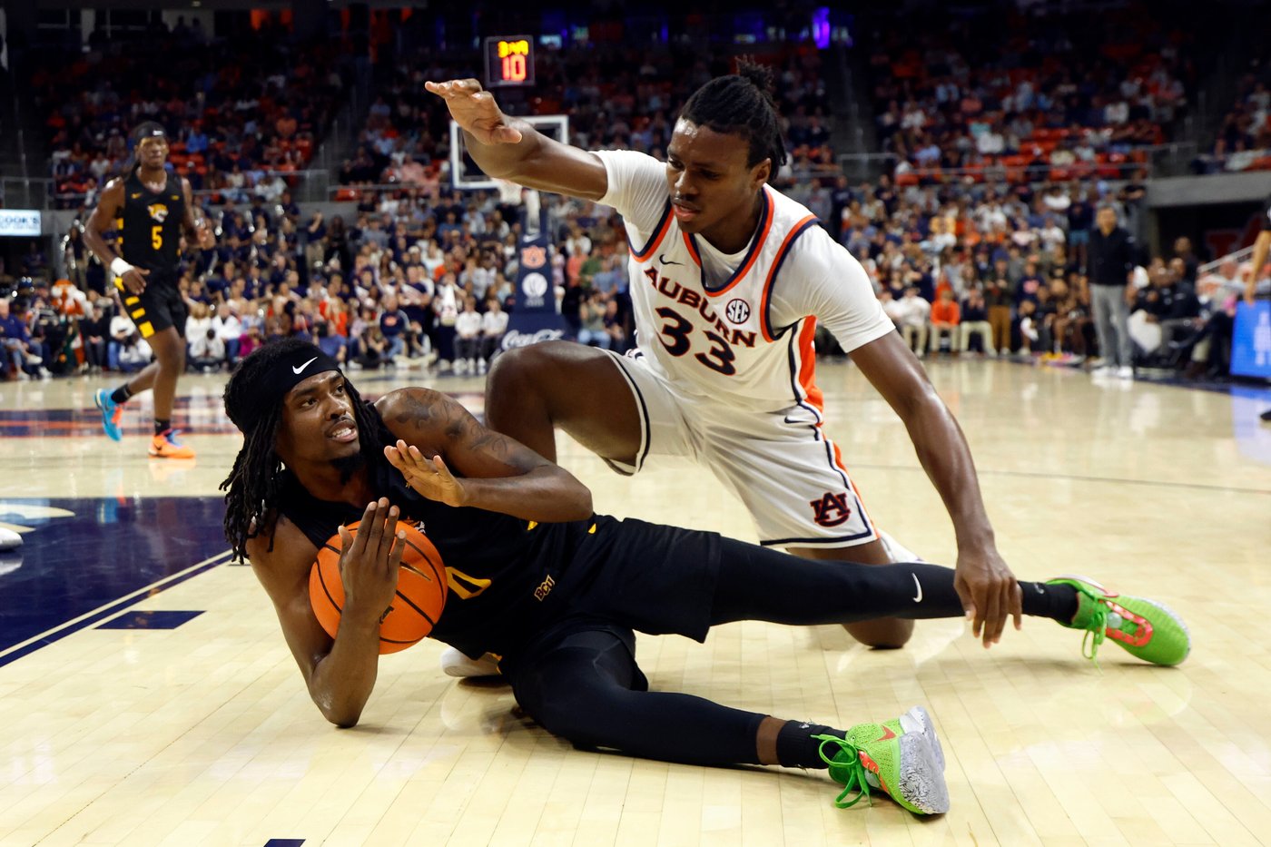 No. 20 Auburn escapes in overtime against Bethune-Cookman in Steven Pearl's coaching debut | iNFOnews.ca