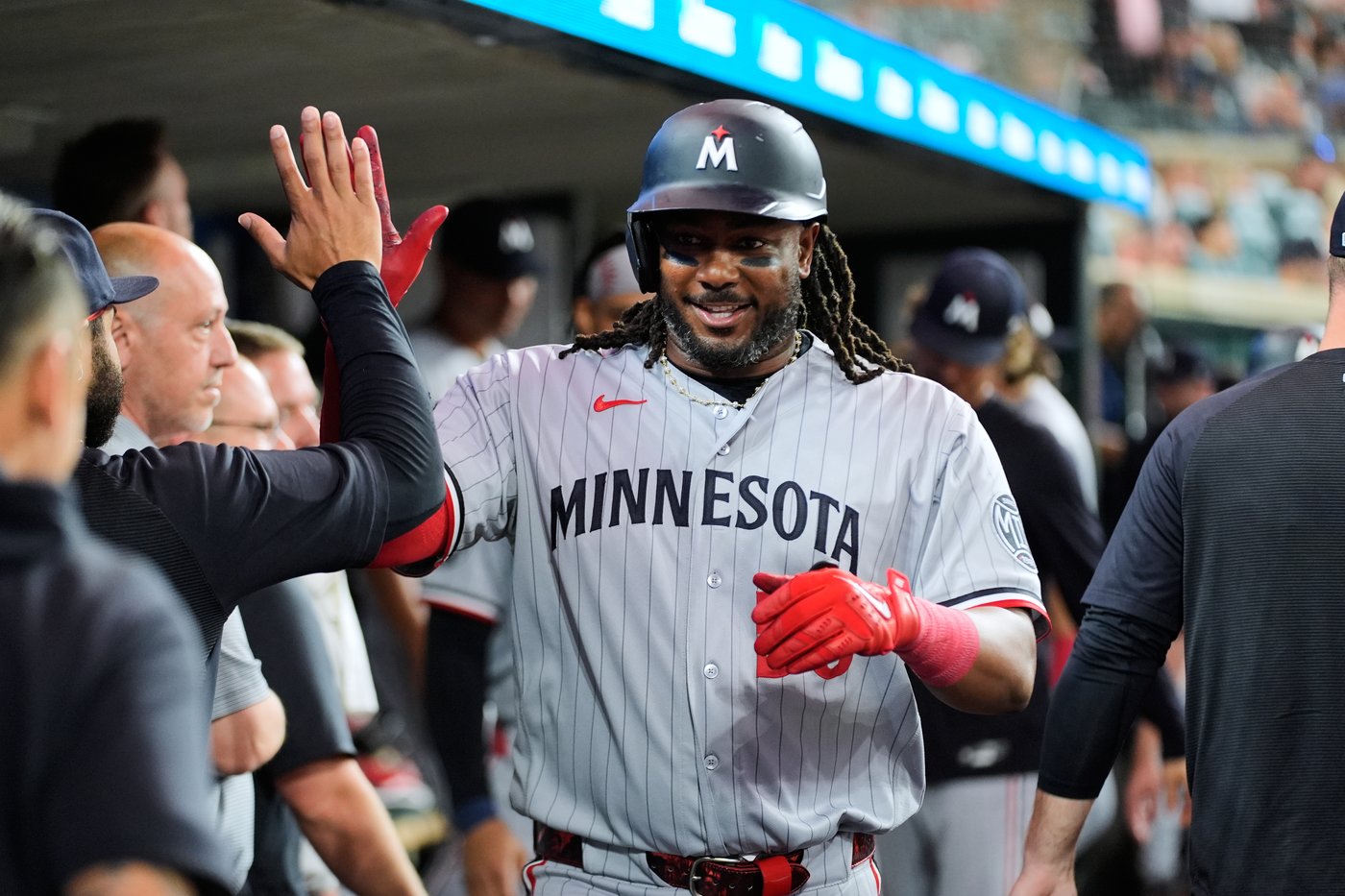 Dingler hits 2 HRs, drives in 4 runs as Tigers outslug Twins 10-4 in game featuring 8 HRs | iNFOnews.ca Dingler hits 2 HRs, drives in 4 runs as Tigers outslug Twins 10-4 in game featuring 8 HRs | iNFOnews.ca