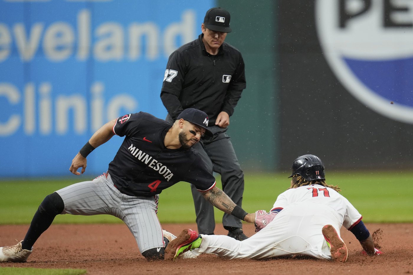 Cleveland's José Ramírez becomes first third baseman with 250 career homers and steals | iNFOnews.ca Cleveland's José Ramírez becomes first third baseman with 250 career homers and steals | iNFOnews.ca