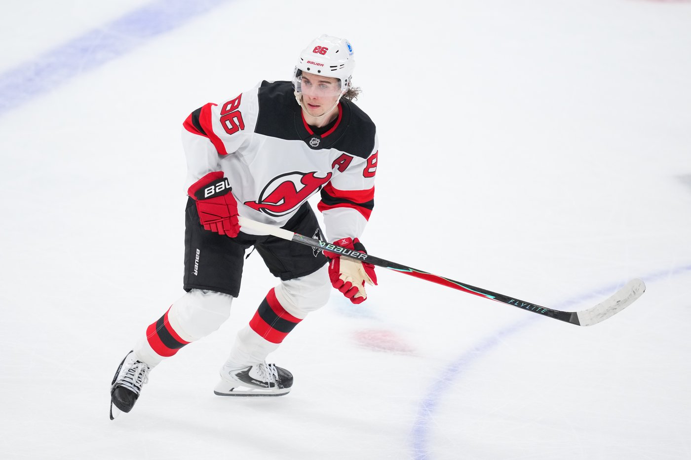 Jack Hughes scores twice as Devils rally past Blackhawks 5-3 | iNFOnews.ca