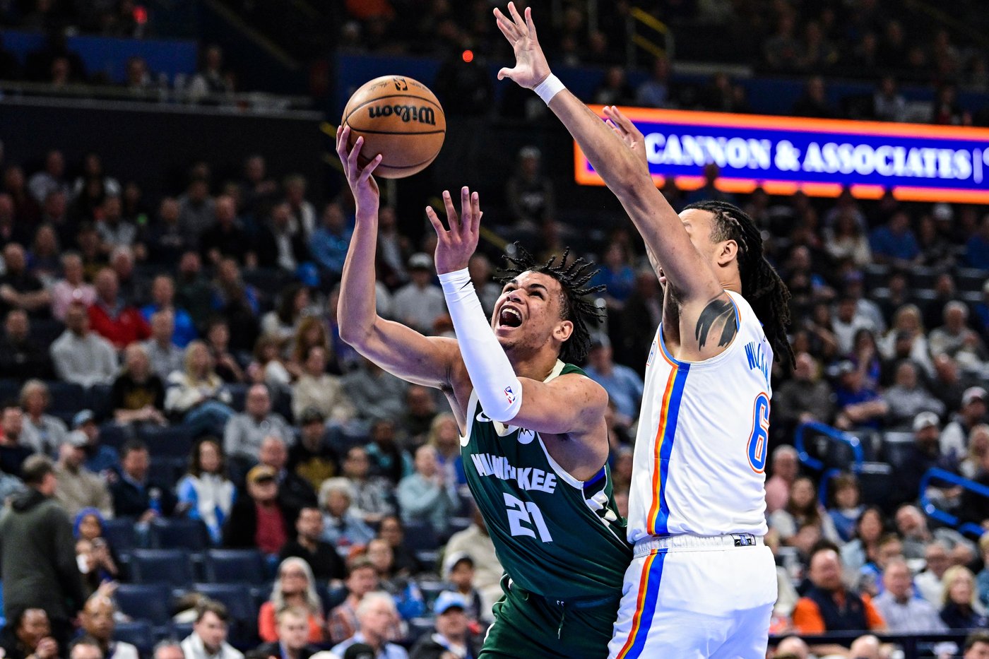 Former Thunder forward Ousmane Dieng powers Bucks past Oklahoma City, 110-93 | iNFOnews.ca Former Thunder forward Ousmane Dieng powers Bucks past Oklahoma City, 110-93 | iNFOnews.ca