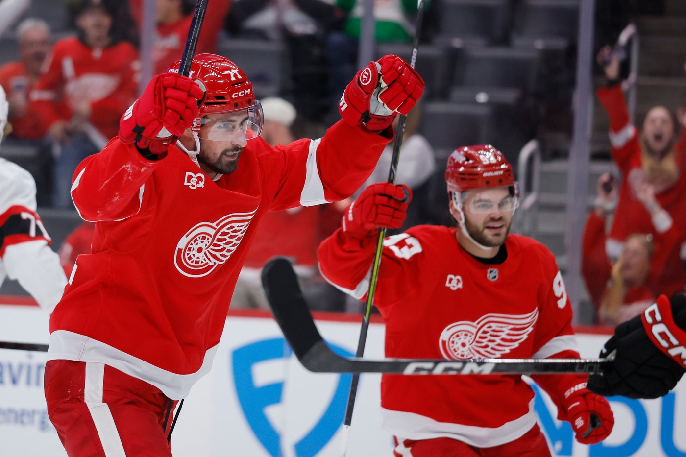 Dylan Larkin plays and scores in his first game for the Red Wings since asking for a trade | iNFOnews.ca Dylan Larkin plays and scores in his first game for the Red Wings since asking for a trade | iNFOnews.ca
