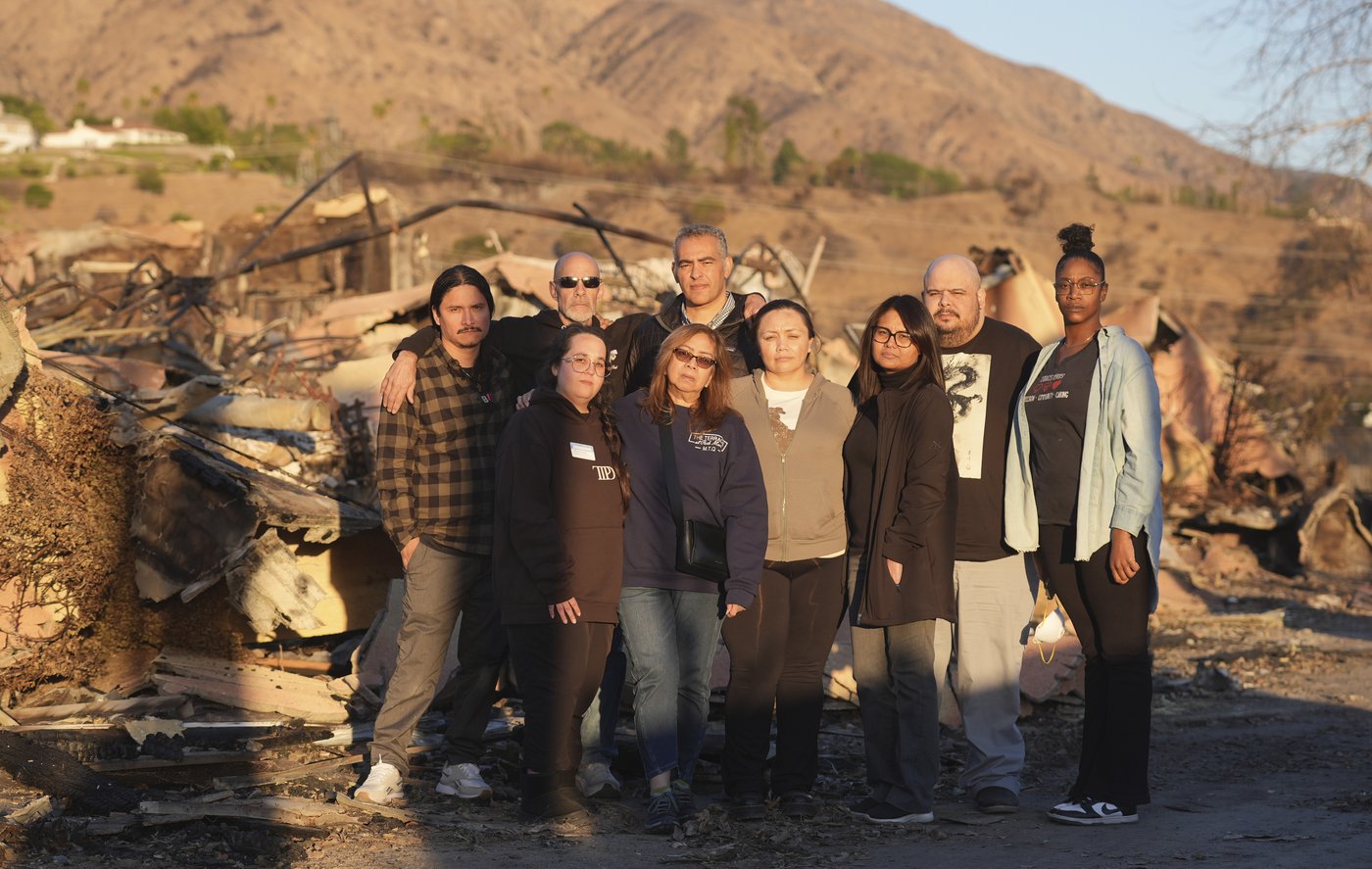Workers at a California senior home race to evacuate residents in wildfire | iNFOnews.ca