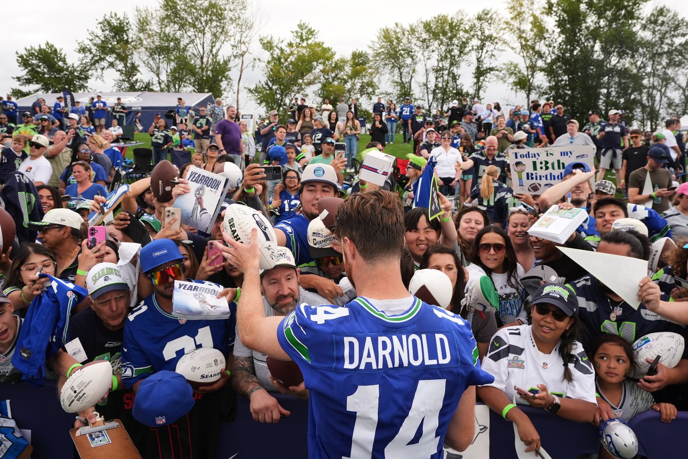 Sam Darnold uninterested in narratives about him, but ready to help Seahawks defend Super Bowl crown | iNFOnews.ca