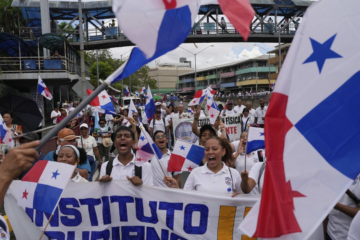 Thousands march over concern Panama bending to US government | iNFOnews.ca Thousands march over concern Panama bending to US government | iNFOnews.ca