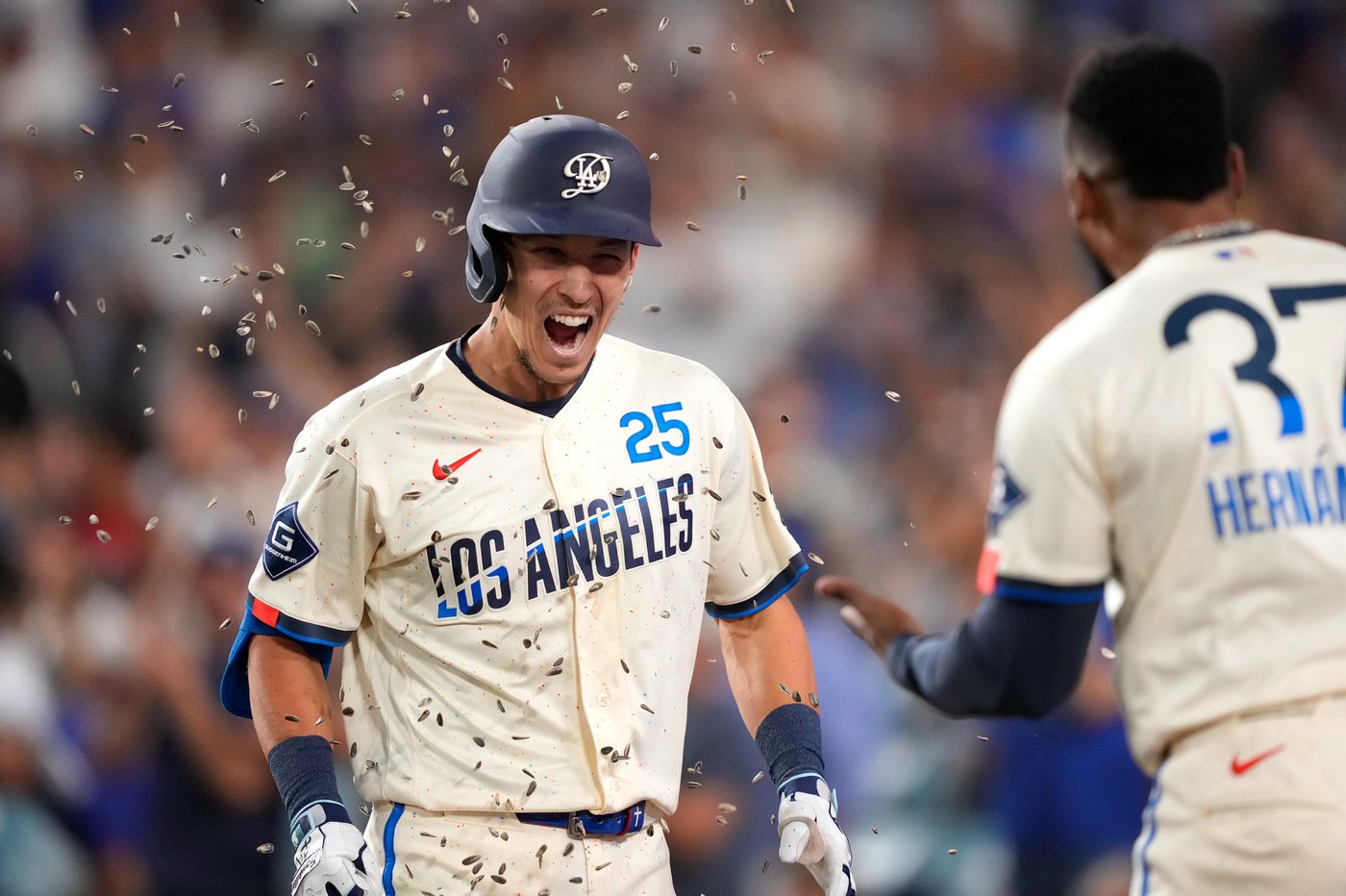 Tommy Edman and Teoscar Hernández lead Dodgers past Nationals 6-5 in Shohei Ohtani's absence | iNFOnews.ca