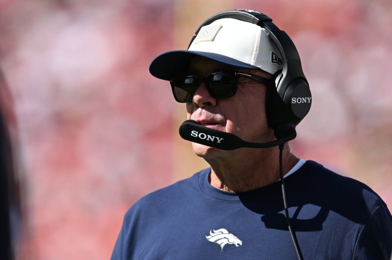 Sean Payton reclaims Broncos play-calling duties in a bid to jolt a sputtering offense | iNFOnews.ca