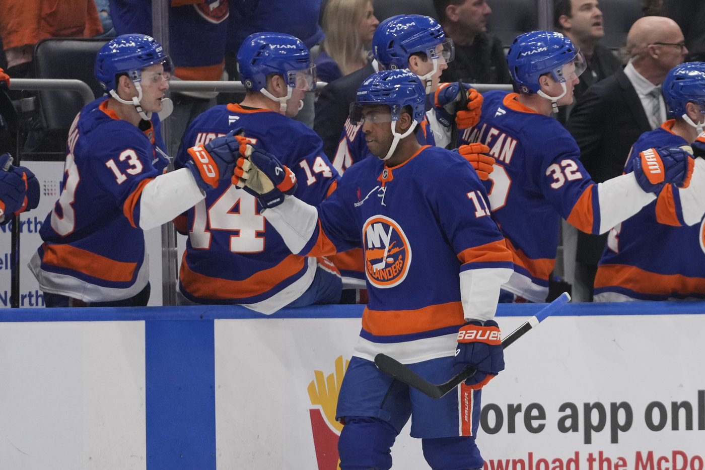 Duclair and Horvat score 55 seconds apart as Islanders down Flyers 3-1 | iNFOnews.ca Duclair and Horvat score 55 seconds apart as Islanders down Flyers 3-1 | iNFOnews.ca
