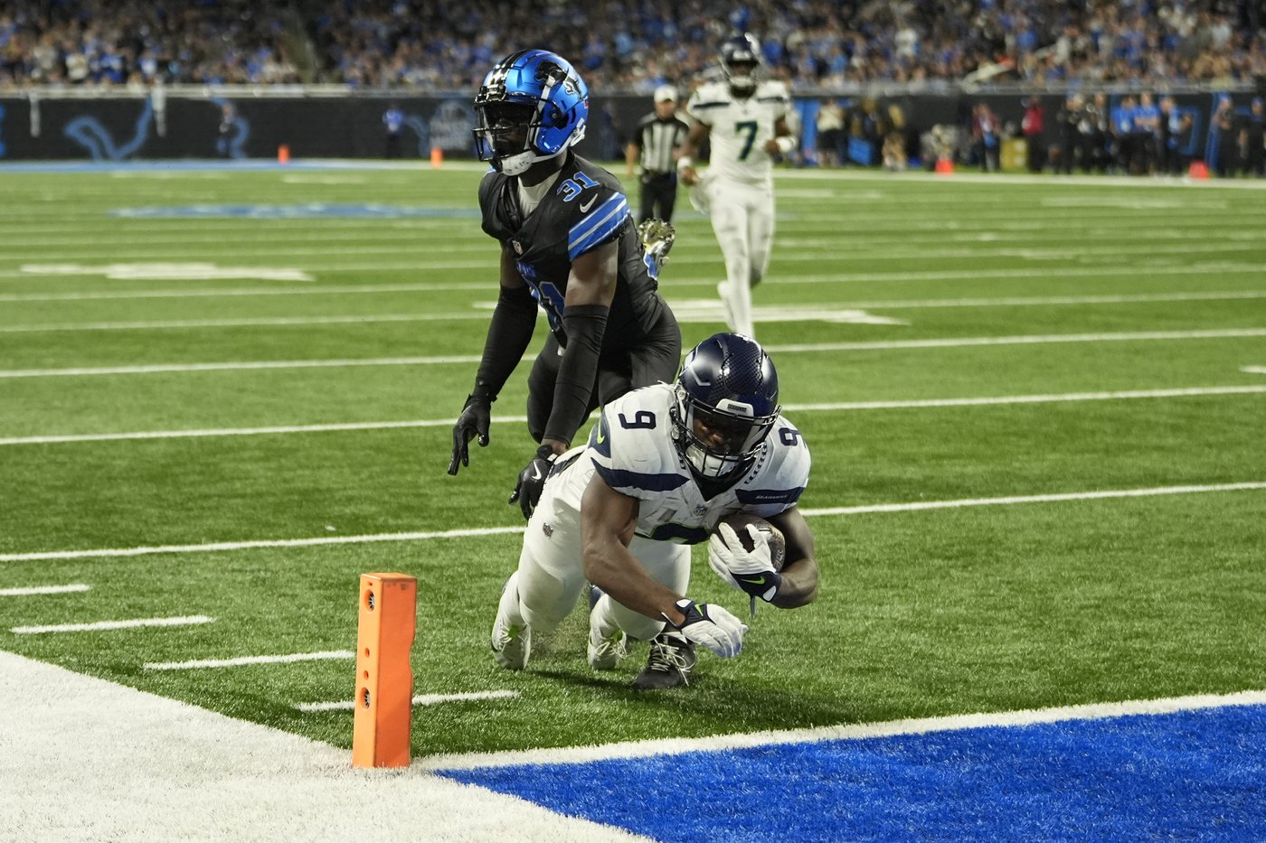 Seahawks fail at first test of the season, but still flash potential despite suffering first loss | iNFOnews.ca