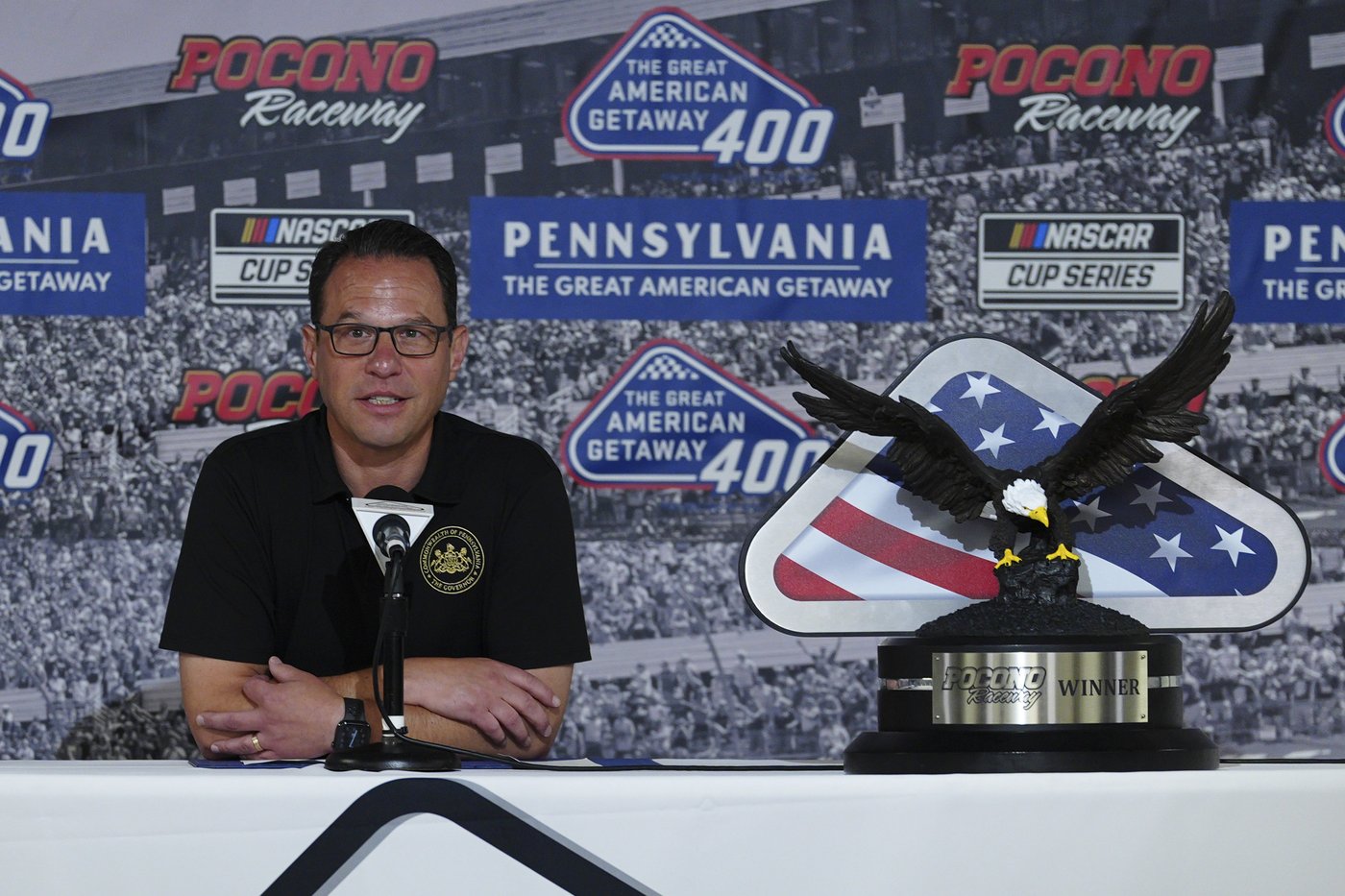 Gov. Shapiro champions Pa. sports scene at Pocono, will work with NFL teams on stadium needs | iNFOnews.ca