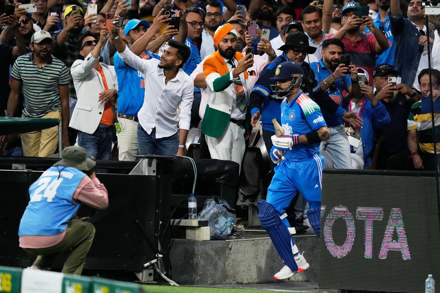 Sharma and Kohli deny Australia a whitewash in ODI series as India wins by 9 wickets | iNFOnews.ca