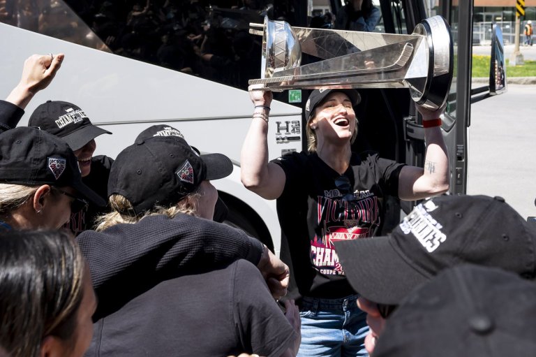 The Montreal Victoire make their homecoming after winning Walter Cup | iNFOnews.ca