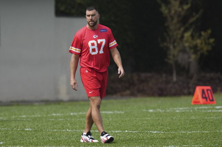 Travis Kelce on what's changed since his engagement to Taylor Swift: 'I got one more ring' | iNFOnews.ca