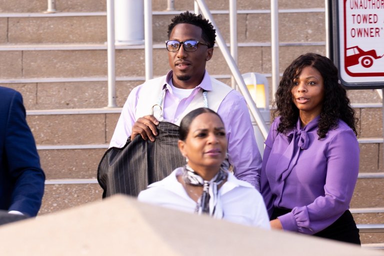 Texas judge denies Karmelo Anthony's request for new trial in deadly stabbing at track meet | iNFOnews.ca