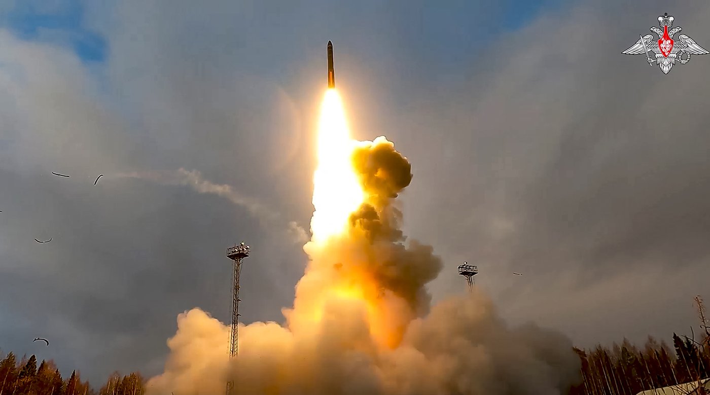 Putin launches drills of Russia's nuclear forces simulating retaliatory strikes | iNFOnews.ca
