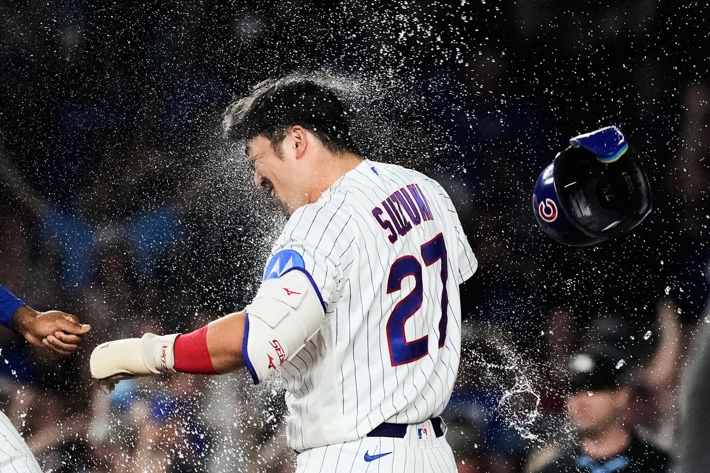 Dansby Swanson hits 2 of Chicago's 5 HRs as the Cubs beat the Padres 9-7 | iNFOnews.ca Dansby Swanson hits 2 of Chicago's 5 HRs as the Cubs beat the Padres 9-7 | iNFOnews.ca
