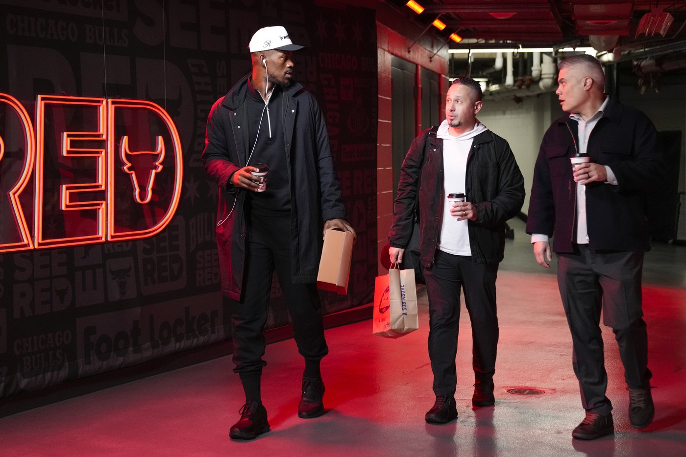 Jimmy Butler gets off to a good start with Warriors by scoring 25 points against Bulls in his debut | iNFOnews.ca Jimmy Butler gets off to a good start with Warriors by scoring 25 points against Bulls in his debut | iNFOnews.ca