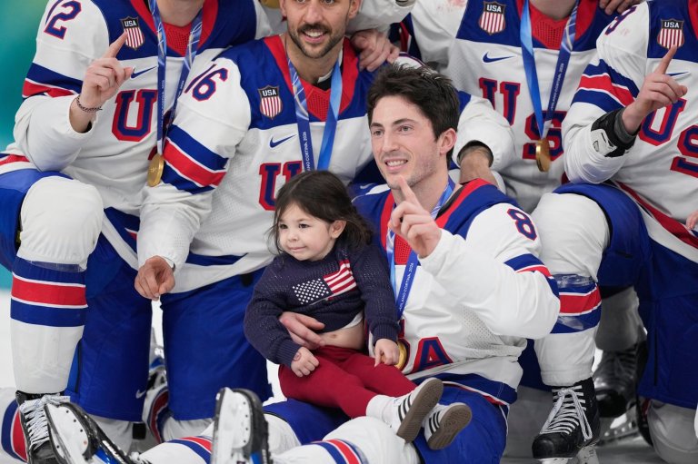 Blue Jackets' Zach Werenski honored by Columbus fans for Olympic gold | iNFOnews.ca