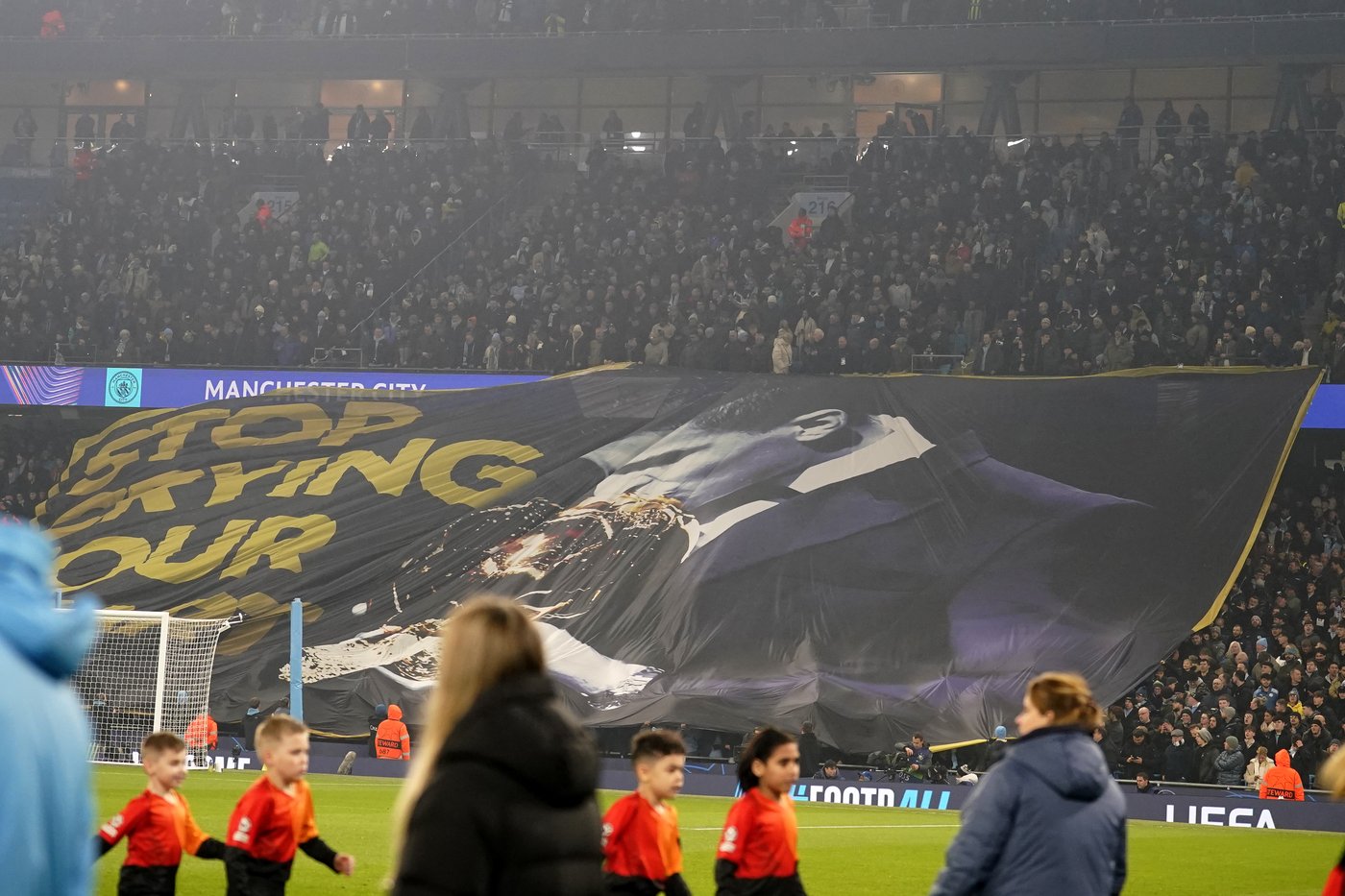 Man City fans taunt Real Madrid and Vinicius Junior over Ballon d'Or | iNFOnews.ca Man City fans taunt Real Madrid and Vinicius Junior over Ballon d'Or | iNFOnews.ca