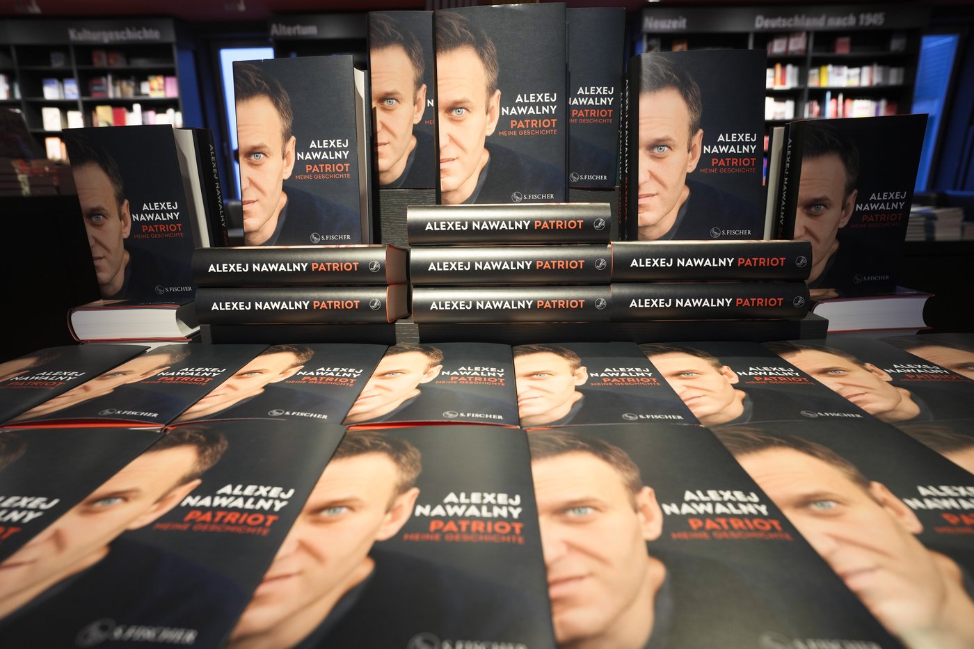 Navalny's memoir details isolation and suffering in a Russian prison - and how he never lost hope | iNFOnews.ca Navalny's memoir details isolation and suffering in a Russian prison - and how he never lost hope | iNFOnews.ca
