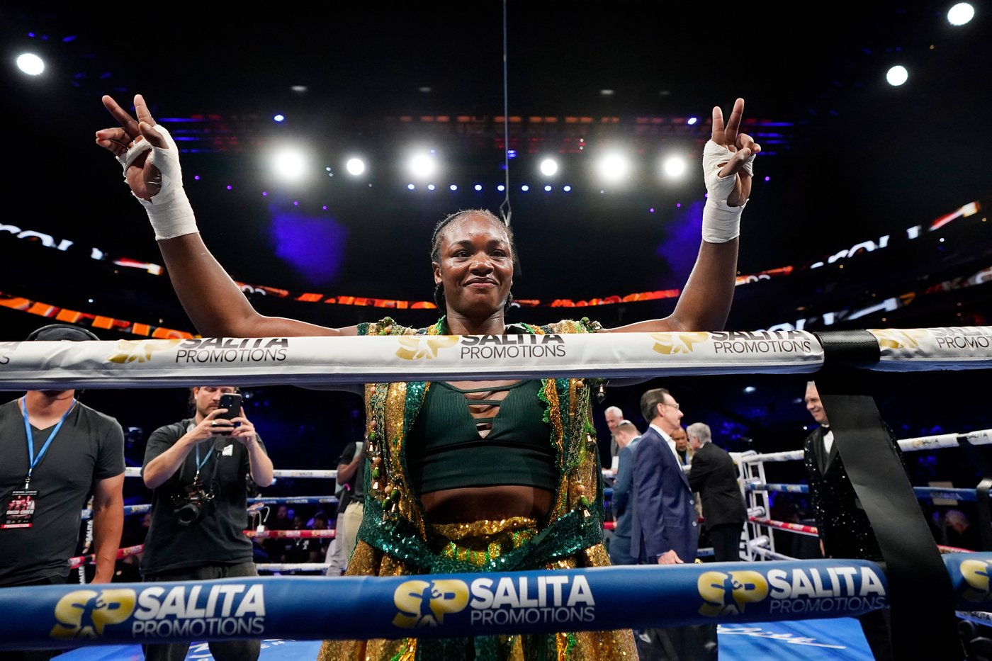 Claressa Shields facing Franchon Crews-Dezurn in Detroit in first bout of her $8M, multi-fight deal | iNFOnews.ca Claressa Shields facing Franchon Crews-Dezurn in Detroit in first bout of her $8M, multi-fight deal | iNFOnews.ca