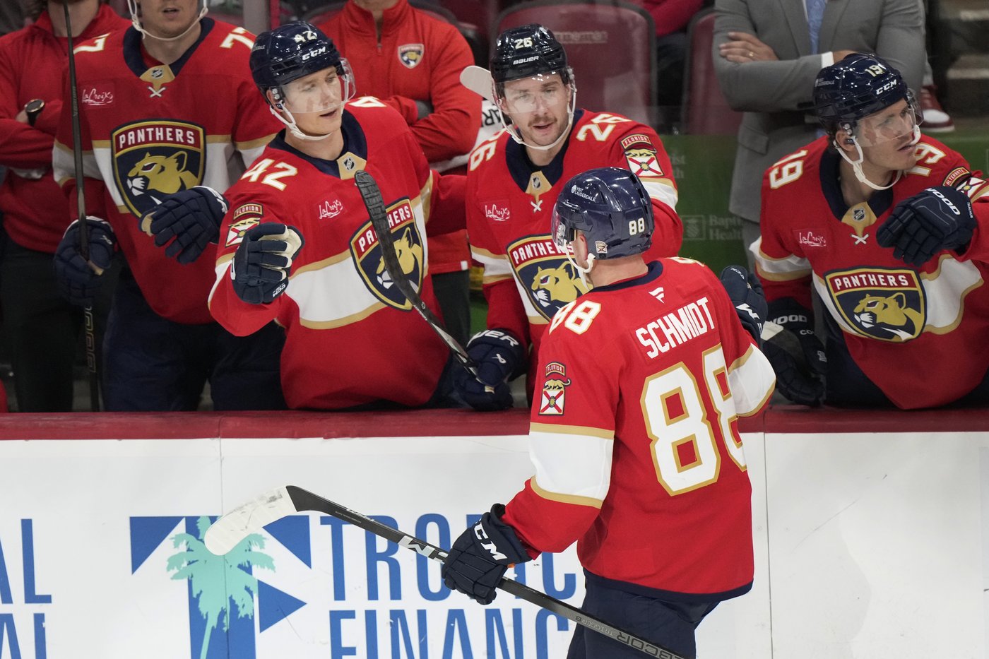 Rodrigues gets deciding goal in shootout as Panthers beat Flyers 4-3 for 7th straight win | iNFOnews.ca
