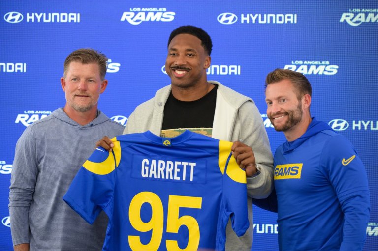Sean McVay doesn't shoot down speculation on Aaron Donald returning to Rams alongside Myles Garrett | iNFOnews.ca