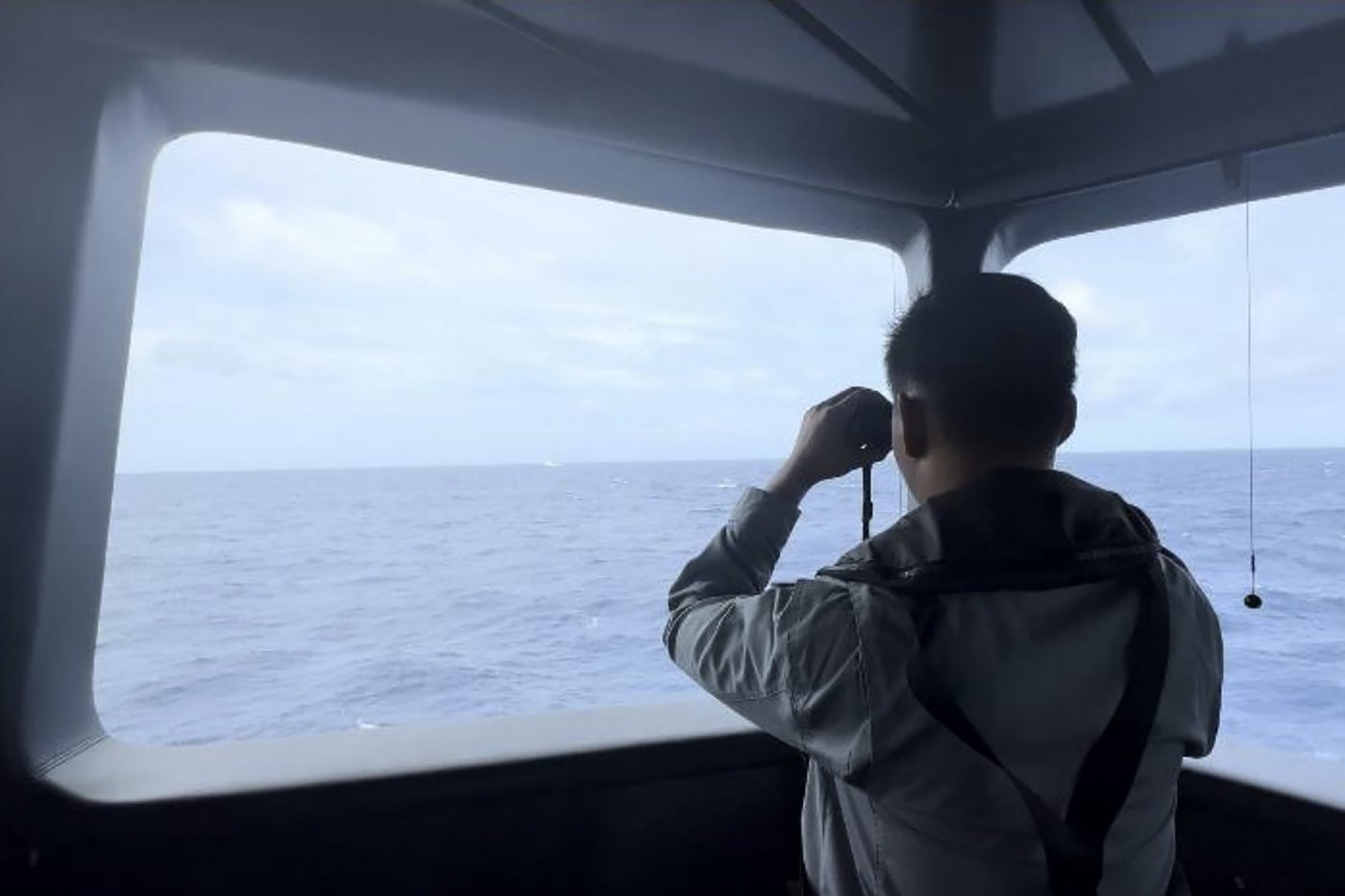 Indonesia says its coast guard drove away Chinese ship that interrupted survey in disputed sea | iNFOnews.ca