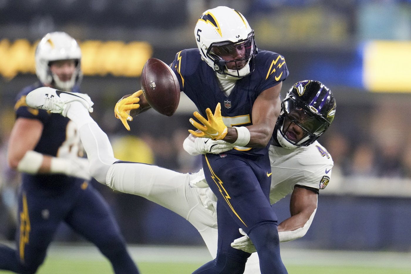 Jackson accounts for 3 TDs, John Harbaugh moves to 3-0 vs. brother as Ravens beat Chargers 30-23 | iNFOnews.ca Jackson accounts for 3 TDs, John Harbaugh moves to 3-0 vs. brother as Ravens beat Chargers 30-23 | iNFOnews.ca