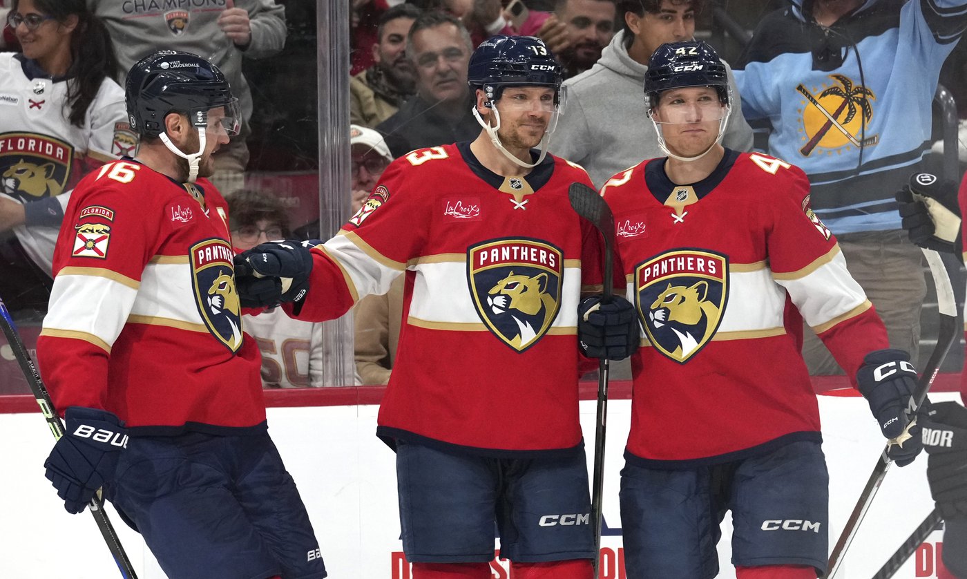 Panthers get 2nd win in last 8 games, roll past Maple Leafs 5-1 | iNFOnews.ca Panthers get 2nd win in last 8 games, roll past Maple Leafs 5-1 | iNFOnews.ca