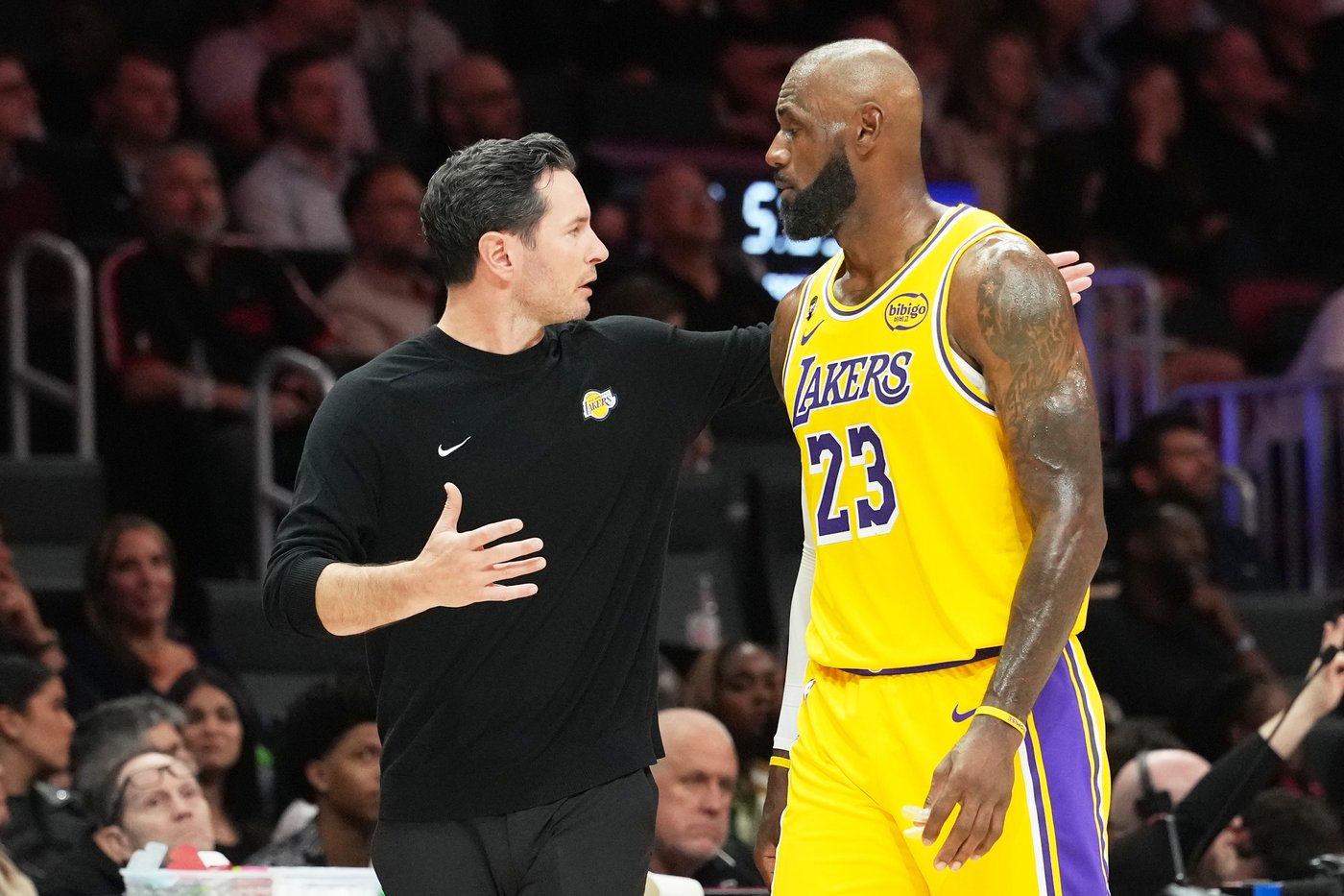 Luka Doncic, Austin Reaves still out indefinitely with injuries as Lakers prepare for playoffs | iNFOnews.ca