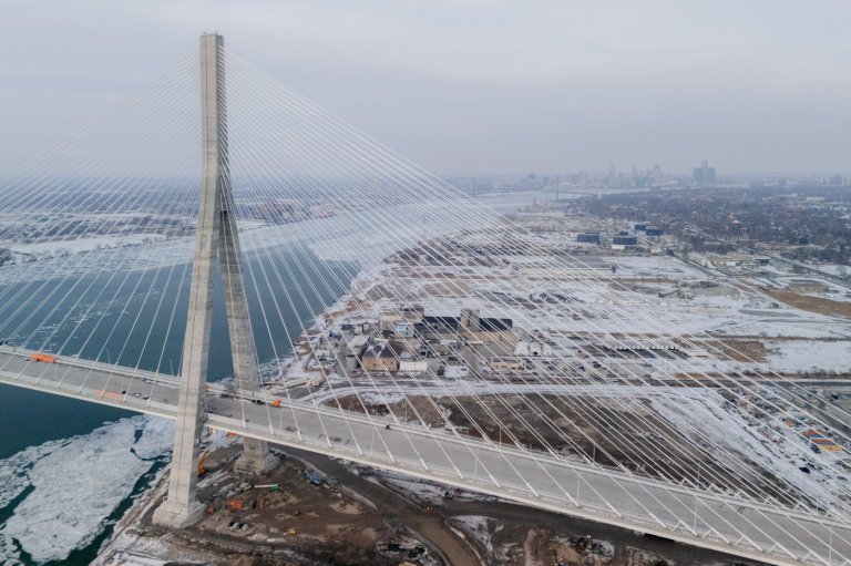 Democrats say they're escalating investigation into Gordie Howe bridge debacle | iNFOnews.ca
