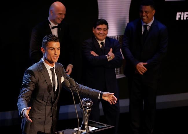 Ronaldo joins Messi as five-time winner of FIFA player award | iNFOnews.ca